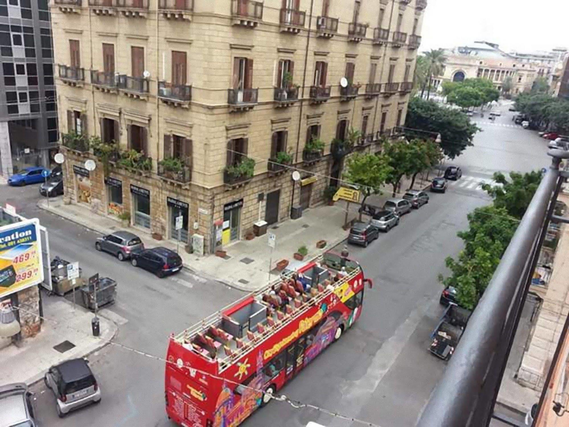 Bed and Breakfast Palermo Centro Zoe Exterior foto